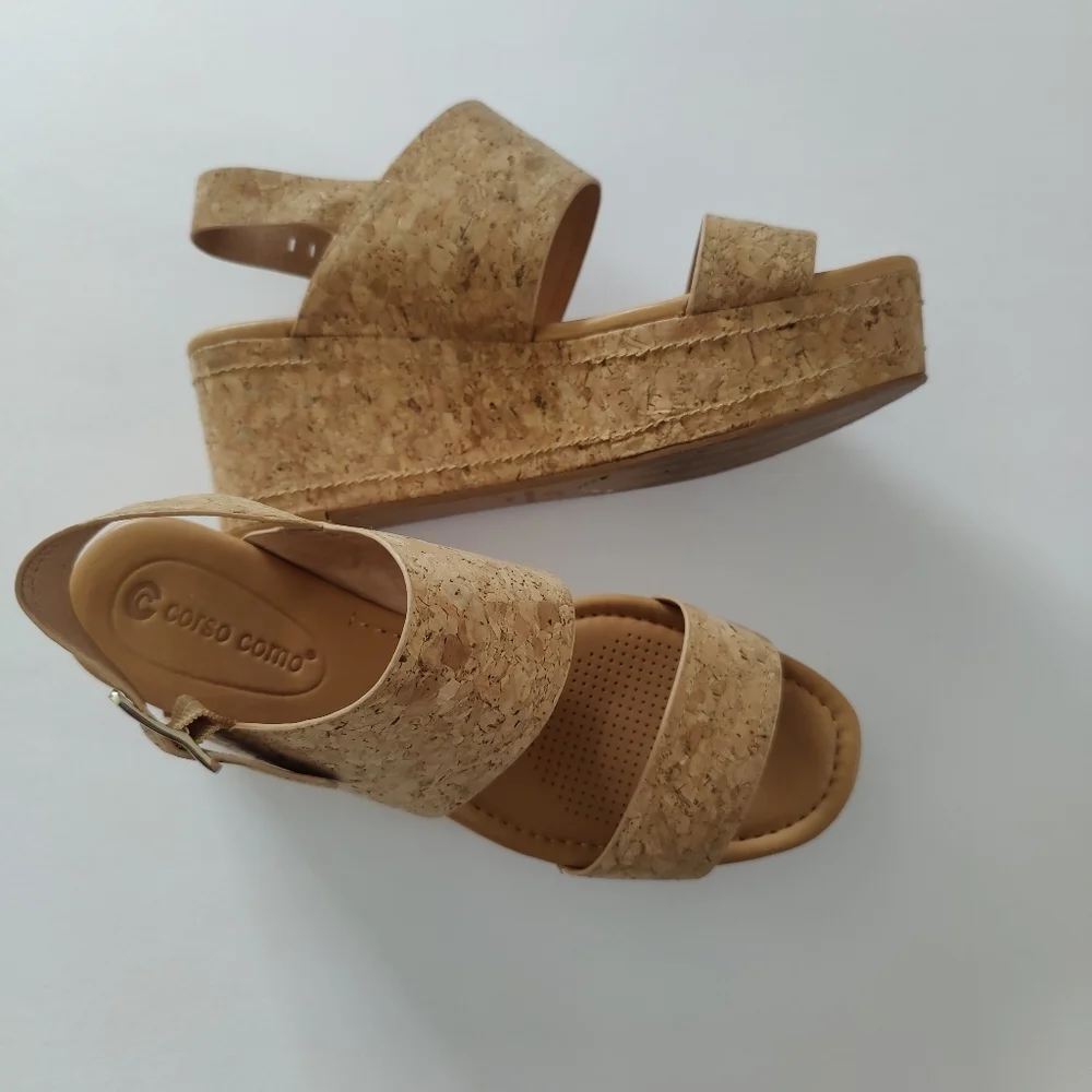 Corso Como Women's Fairen Wedge Sandal